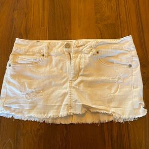 American Eagle White Stretch Mini Skirt Size 2